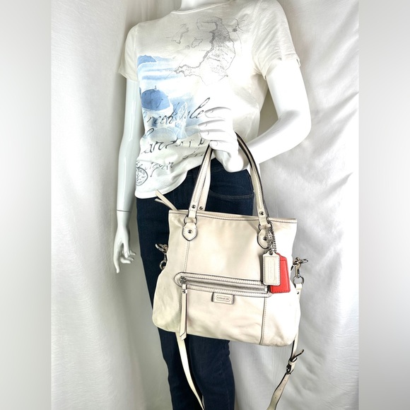 Coach Daisy Mia F23901 Cream Leather Medium Satchel Shoulder Bag Purse 2 Charms - Picture 3 of 15